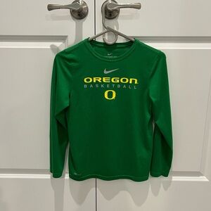 Oregon Ducks basketball shirt